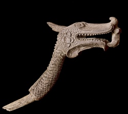 Naga dragon head, detail