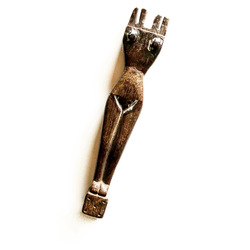 Female body shaped slingshot